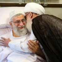 عيادة العلماء والشخصيات للإمام الخامنئي حفظه الله في المستشفى